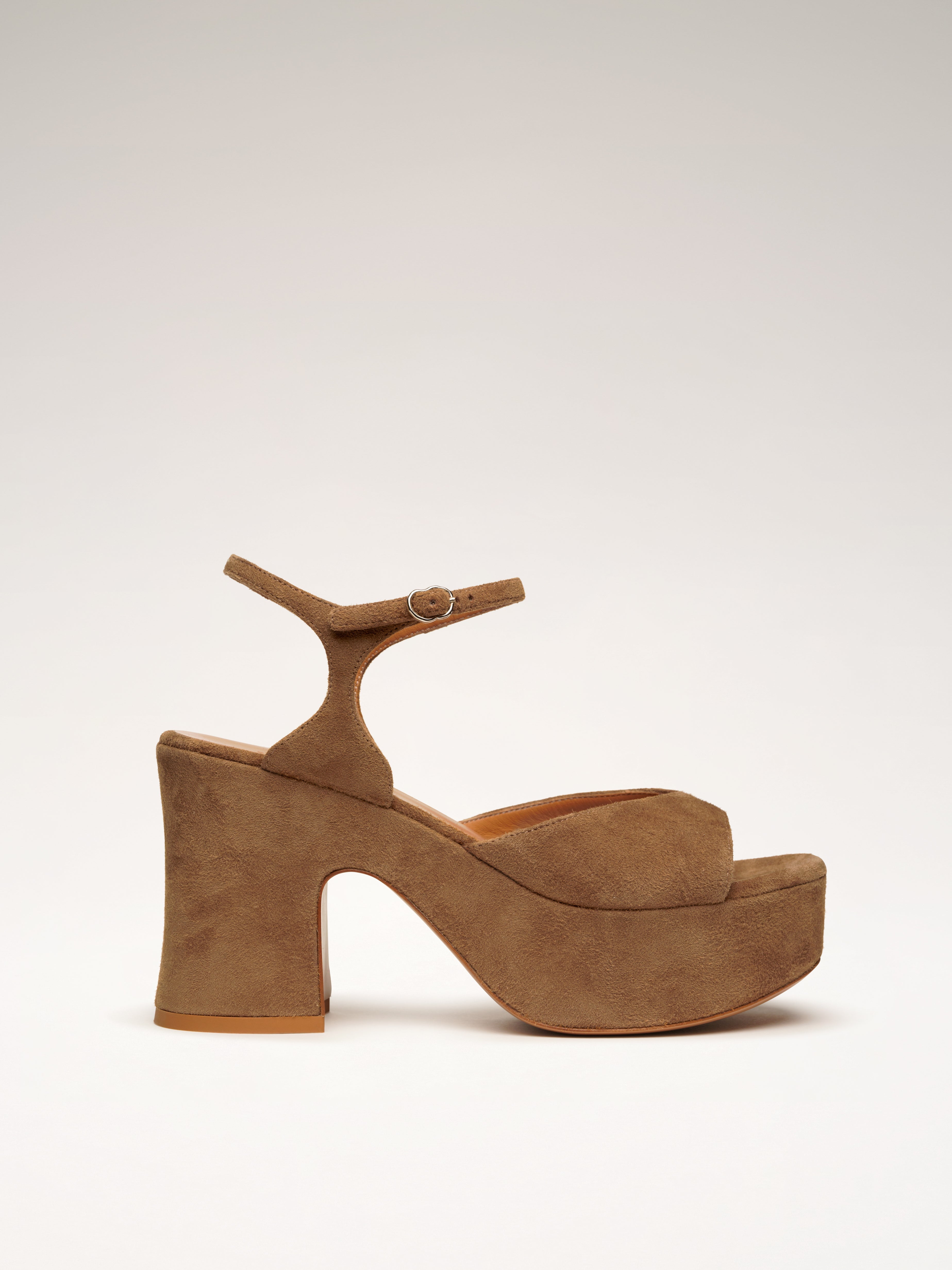 Laura Brown x Nomasei : DRIVER - Sandales - Camoscio Camel Sandales Nomasei Cognac 36