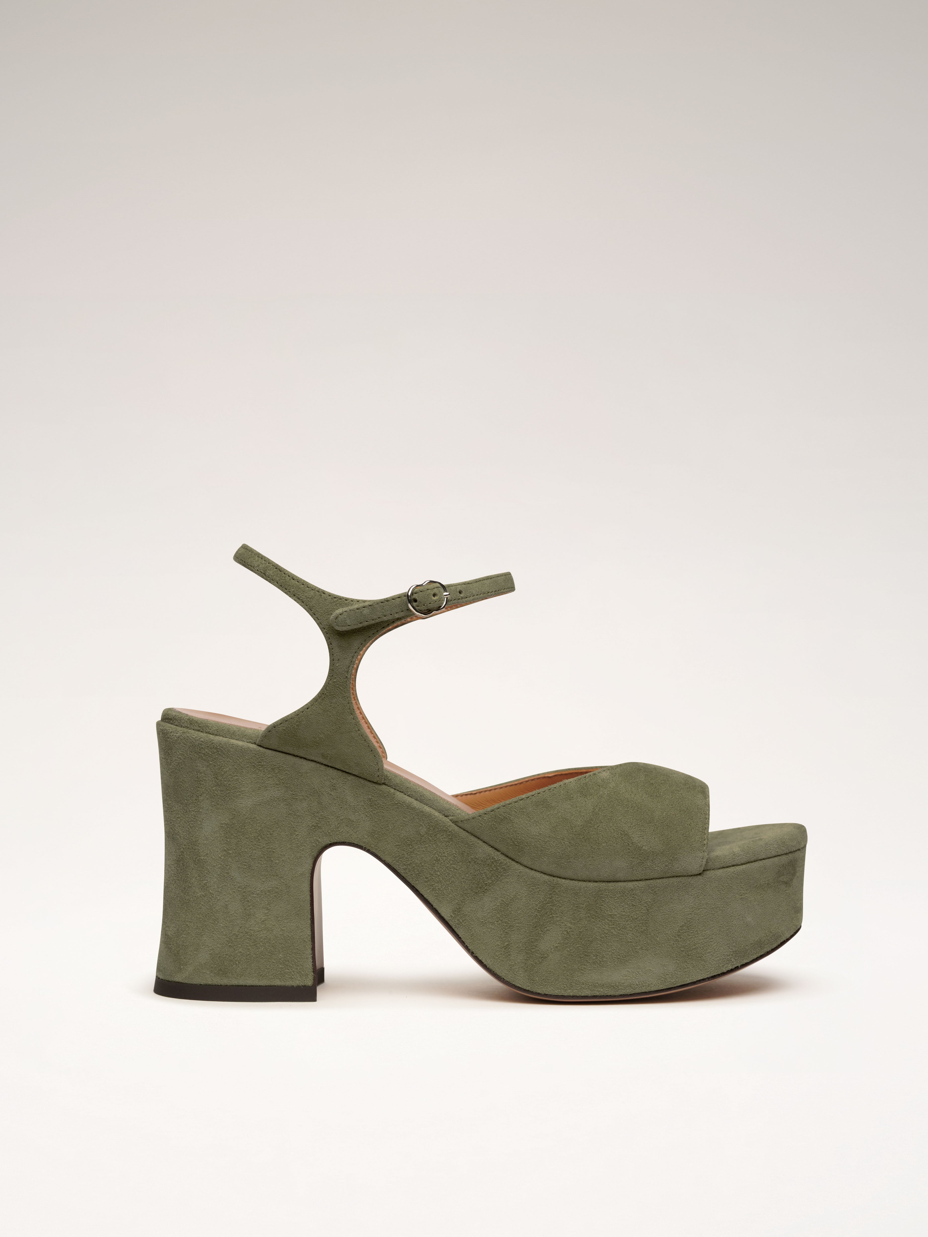 Laura Brown x Nomasei : DRIVER - Sandales - Camoscio Kaki Sandales Nomasei Kaki 36