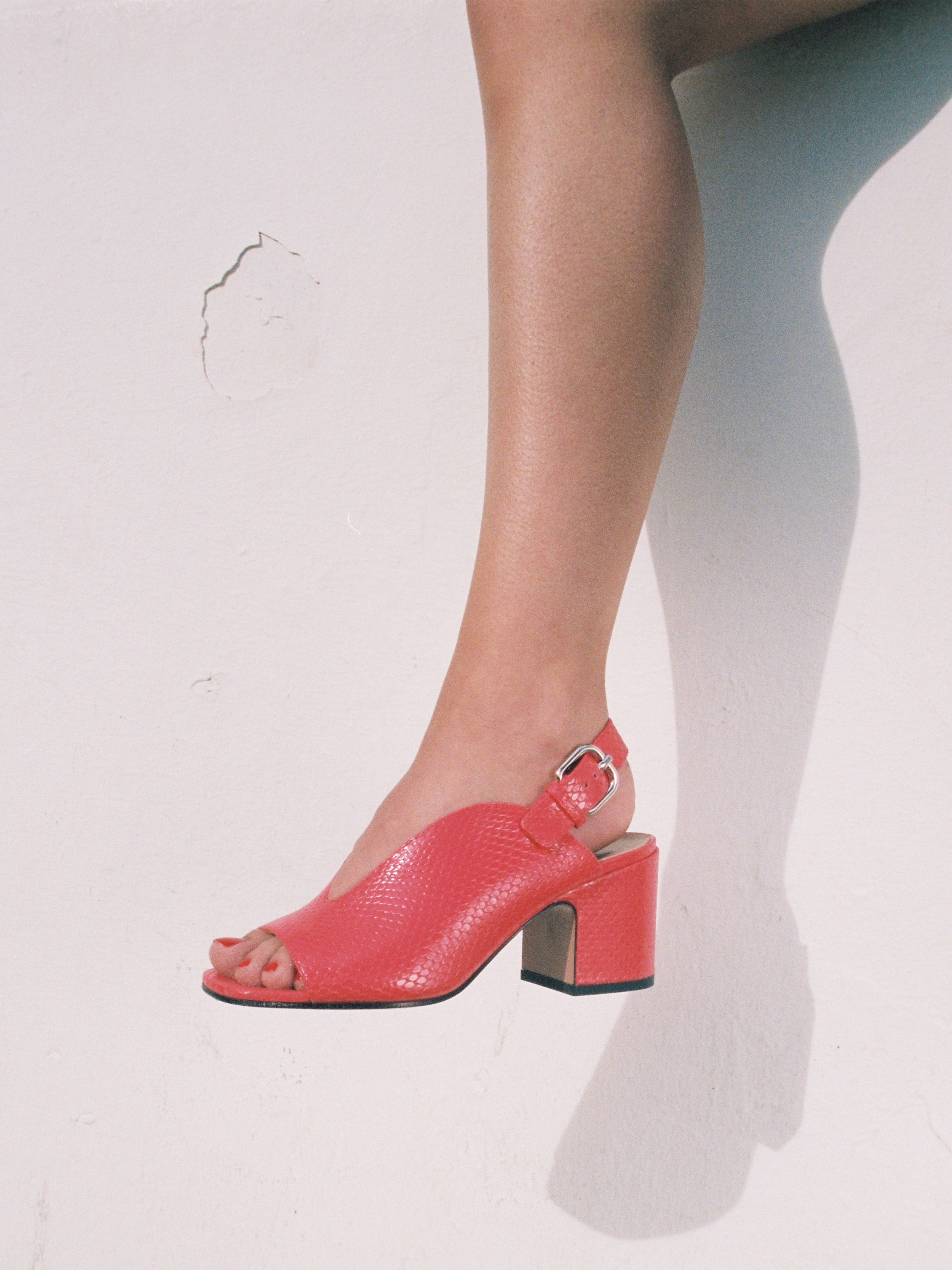 BAGHERA - Sandals - Embossed Framboise