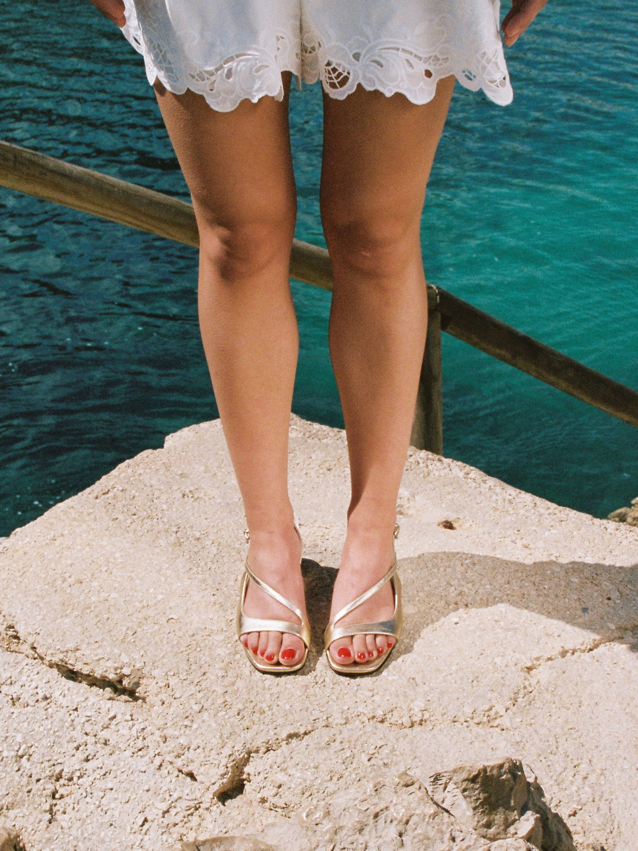 BIRDIE - Sandals - Gold