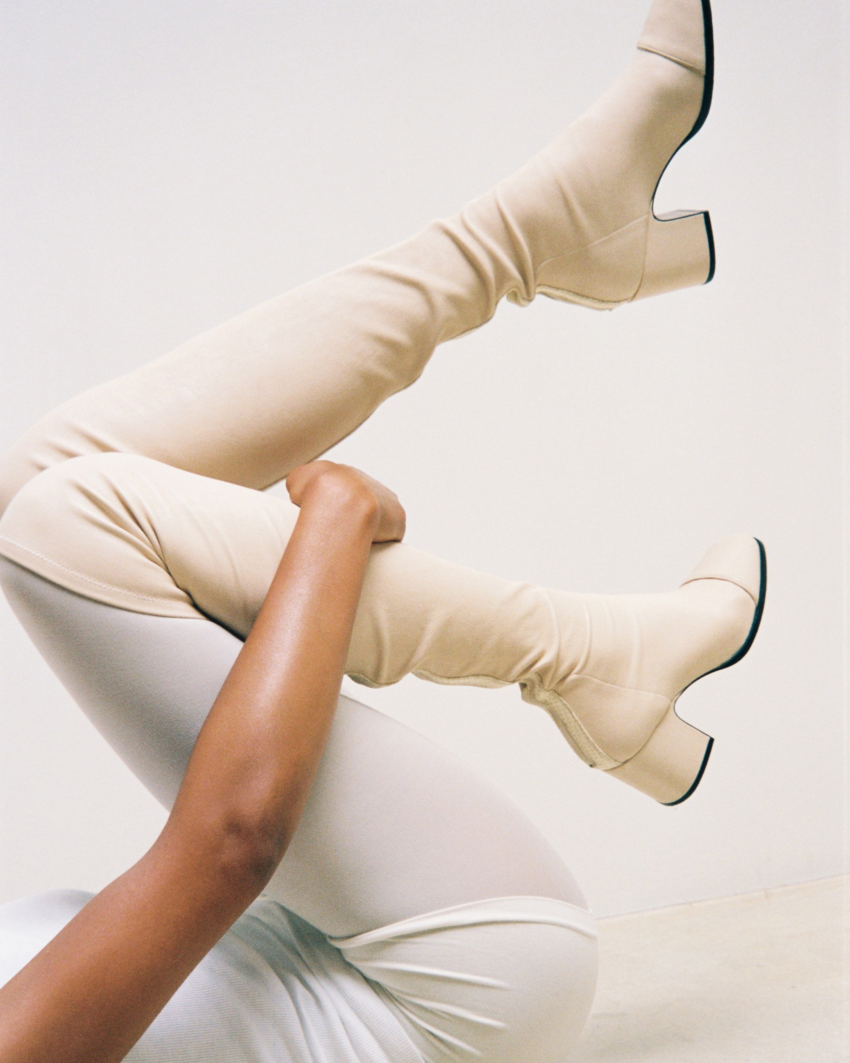WHISPER - Over the knee boots - Pompeii White