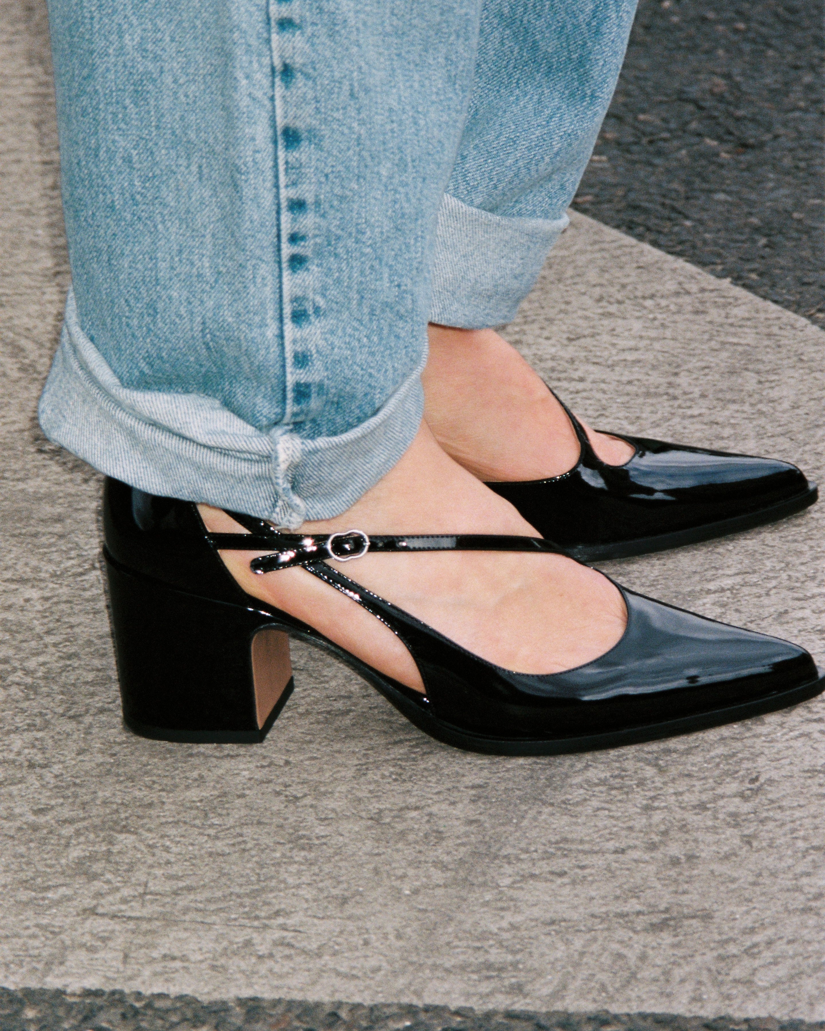 THEOFFICE - Escarpins - Verni Noir