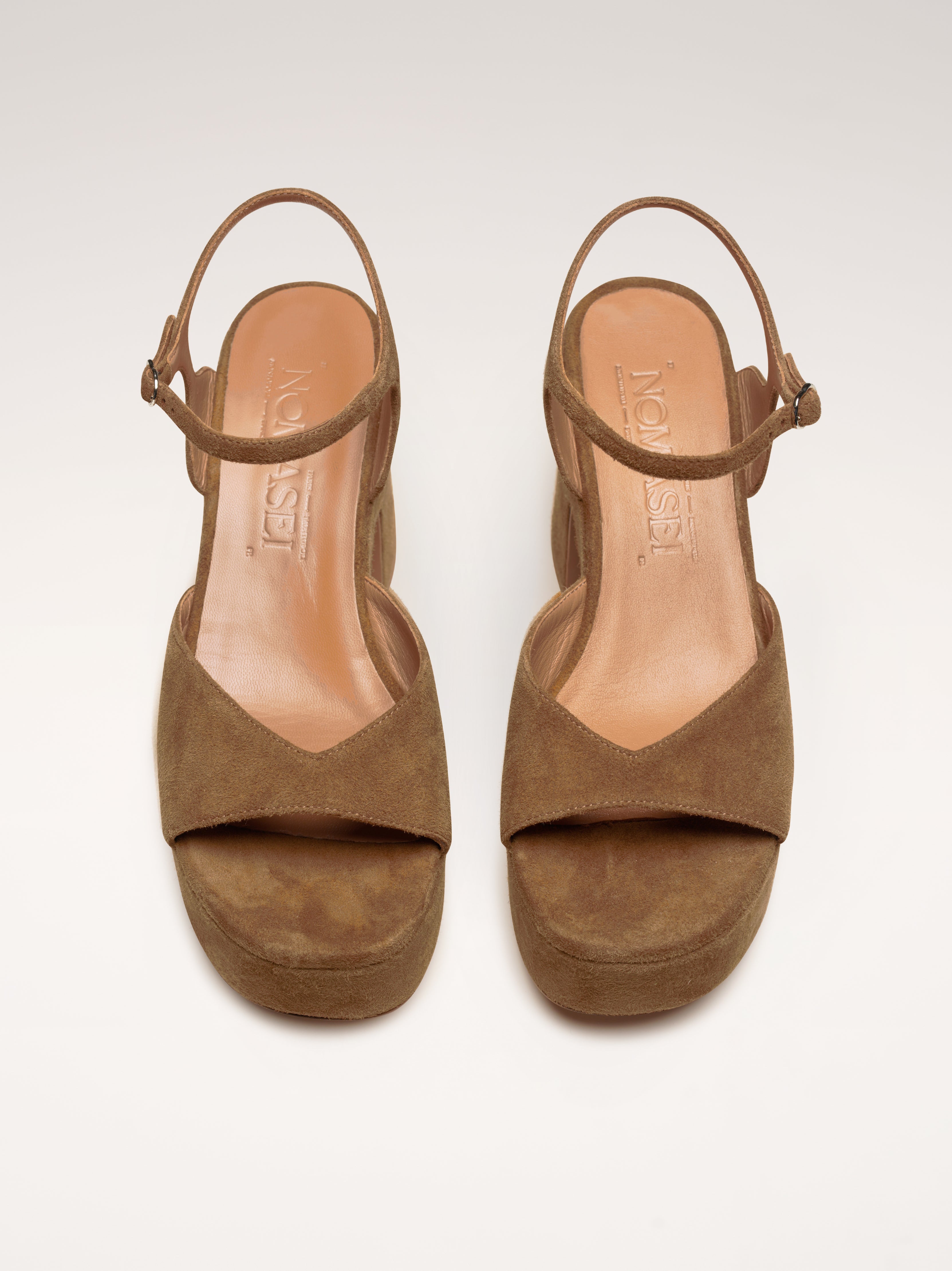 Laura Brown x Nomasei : DRIVER - Sandales - Camoscio Camel