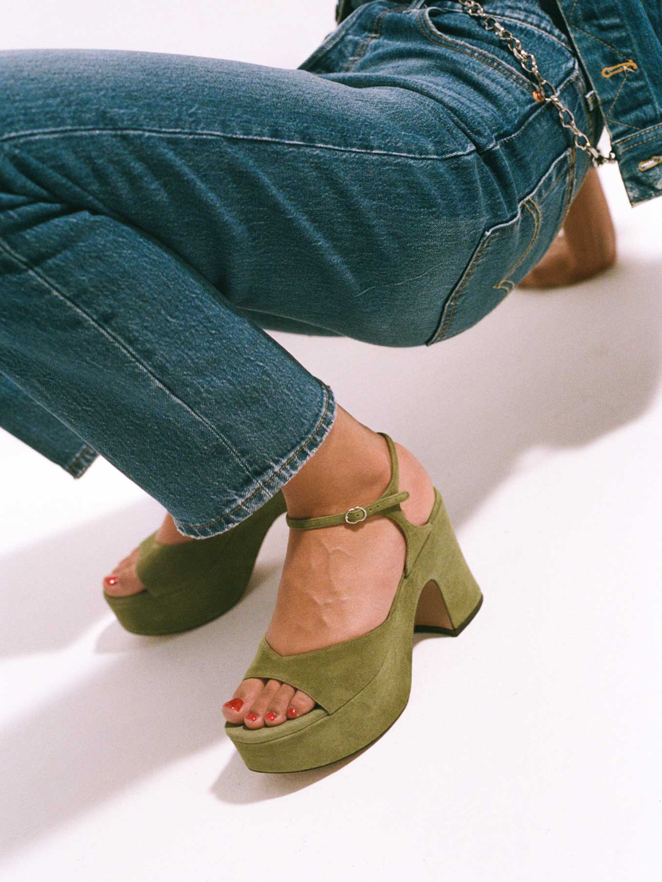 Laura Brown x Nomasei : DRIVER - Sandales - Camoscio Kaki Sandales Nomasei 