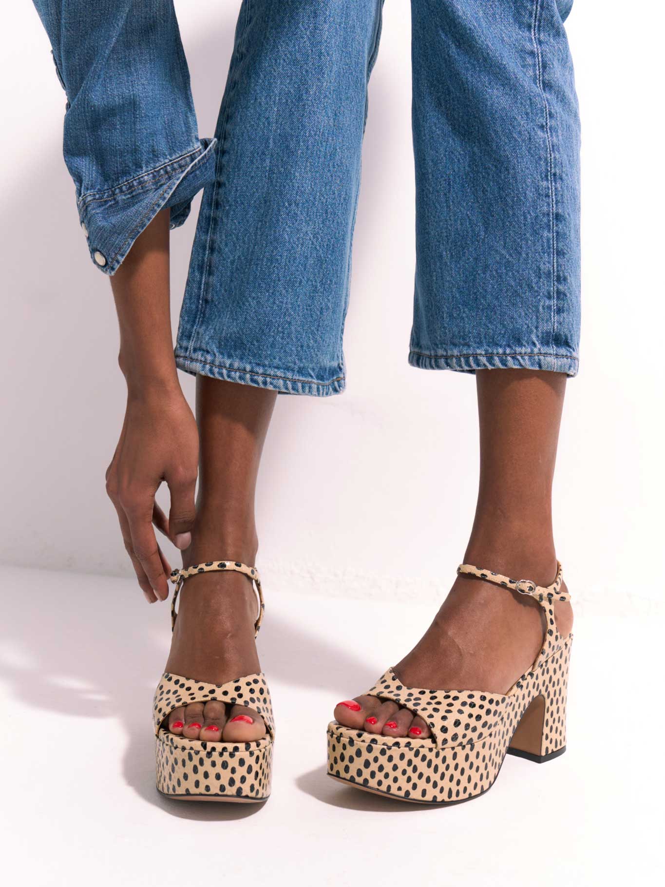 Laura Brown x Nomasei : DRIVER - Sandals - Polka Dots